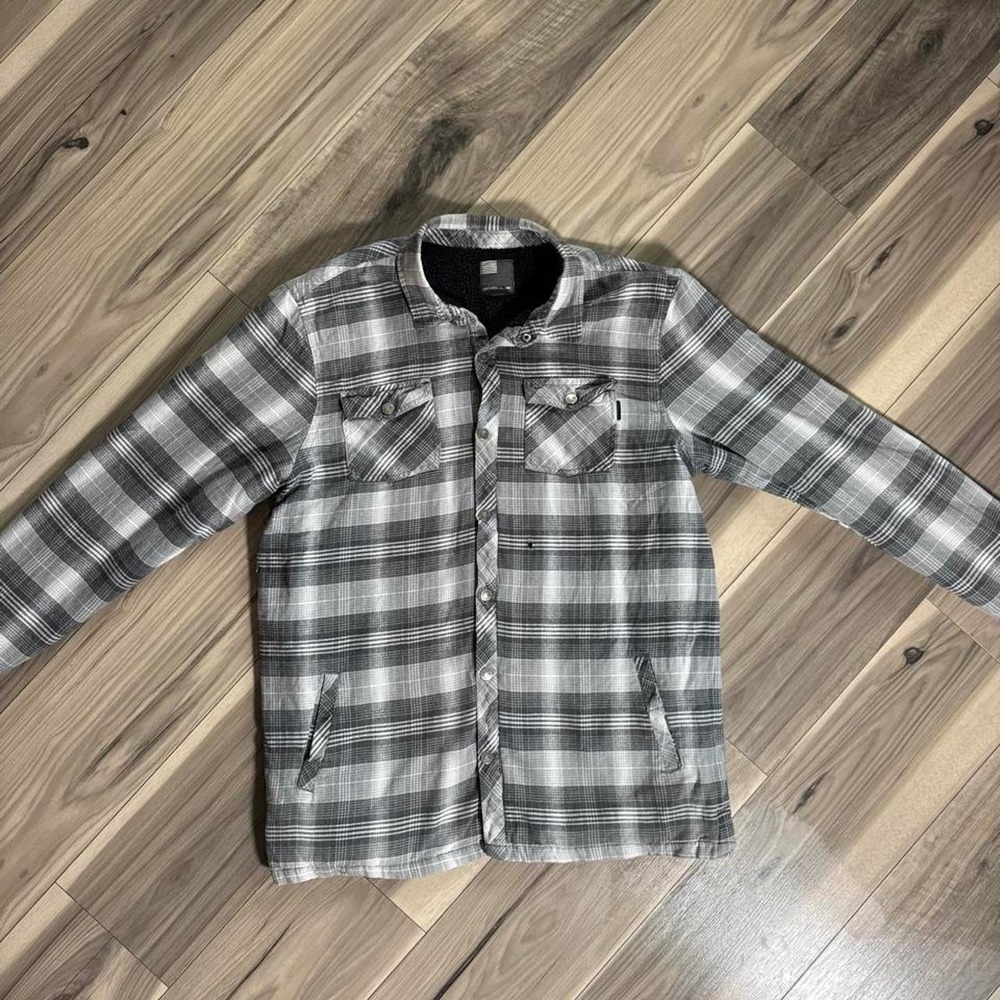 O'Neill black & white plaid flannel jacket in size L